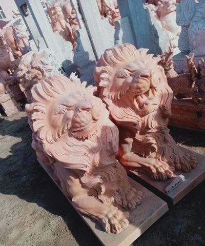 戶(hù)外園林創(chuàng  )意晚霞紅獅子雕塑