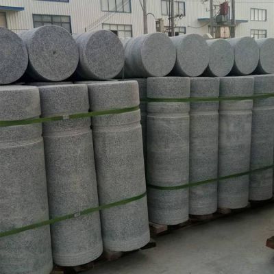 小區學(xué)校門(mén)前擺放大理石花崗巖雕刻擋車(chē)石柱