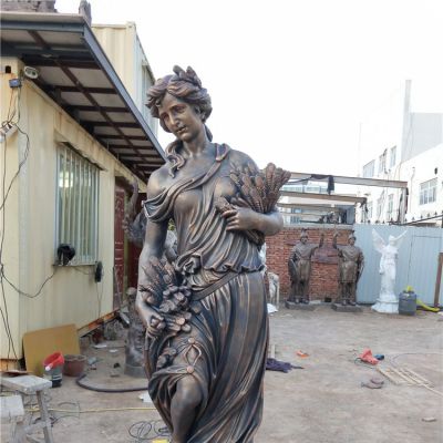 戶(hù)外街道玻璃鋼仿銅西方人物景觀(guān)雕塑