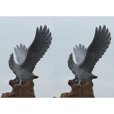 廣場(chǎng)景區石雕雄鷹展翅戶(hù)外園林大型老鷹雕塑