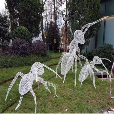 商業(yè)街 公園創(chuàng  )意鏤空不銹鋼鏡面螞蟻雕塑