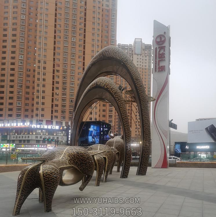 大型黃銅廣場(chǎng)精神堡壘文化街景觀(guān)雕塑