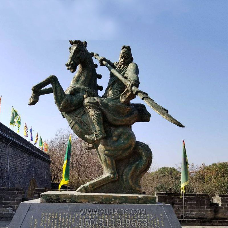 戶(hù)外景區大型不銹鋼仿銅騎馬奔騰的關(guān)公雕塑