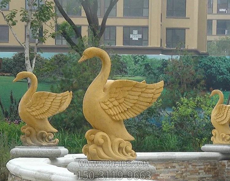 景區別墅黃蠟石創(chuàng )意天鵝雕塑