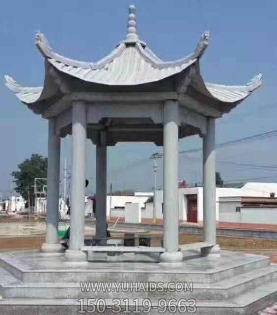 農村文化廣場(chǎng)擺放青石仿古六角涼亭雕塑