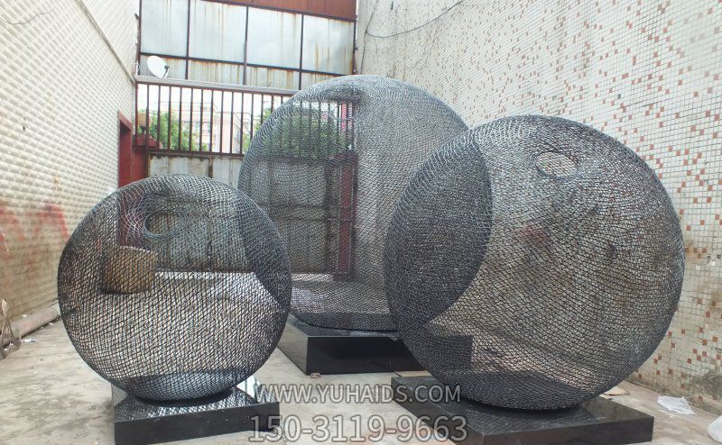 不銹鋼鏤空創(chuàng )意抽象球體雕塑