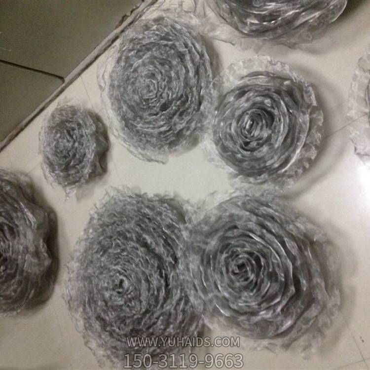 不銹鋼戶(hù)外園林景觀(guān)抽象花朵雕塑