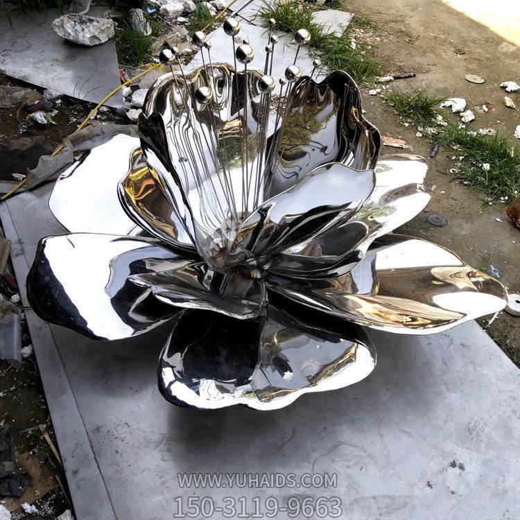 噴泉水景不銹鋼鏡面園林景觀(guān)荷花雕塑