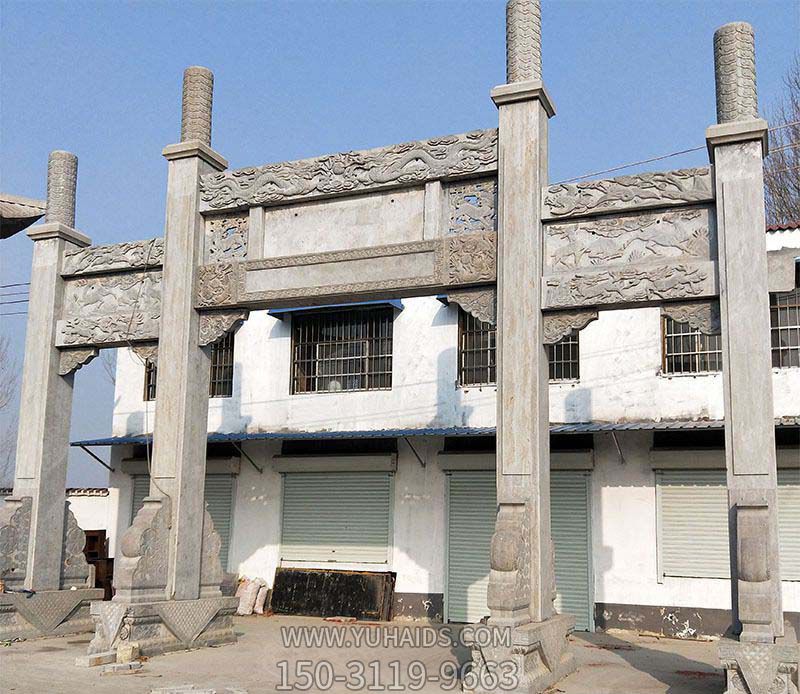 園林景區門(mén)口擺放簡(jiǎn)易三門(mén)石牌坊石雕雕塑