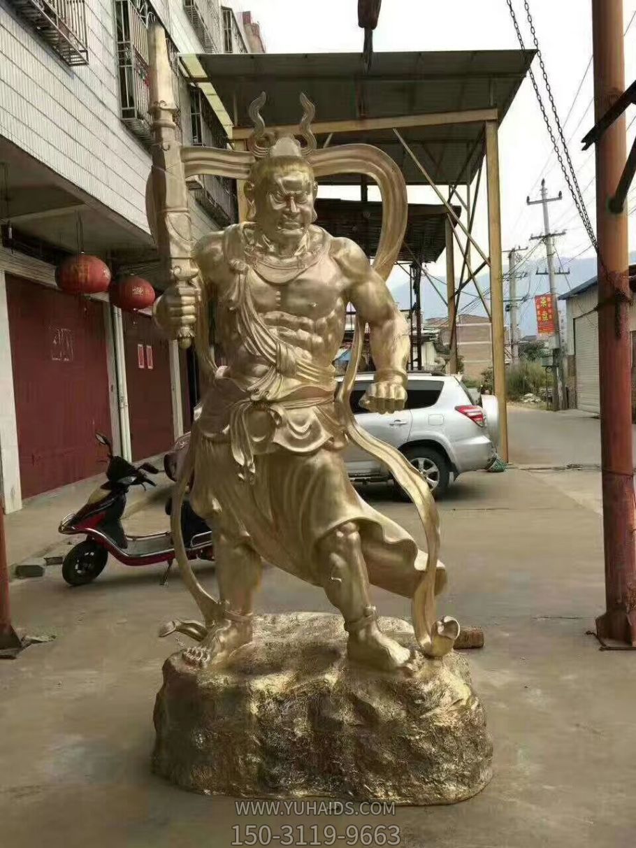 不銹鋼鏡面創(chuàng  )意鎏金哼哈二將雕塑