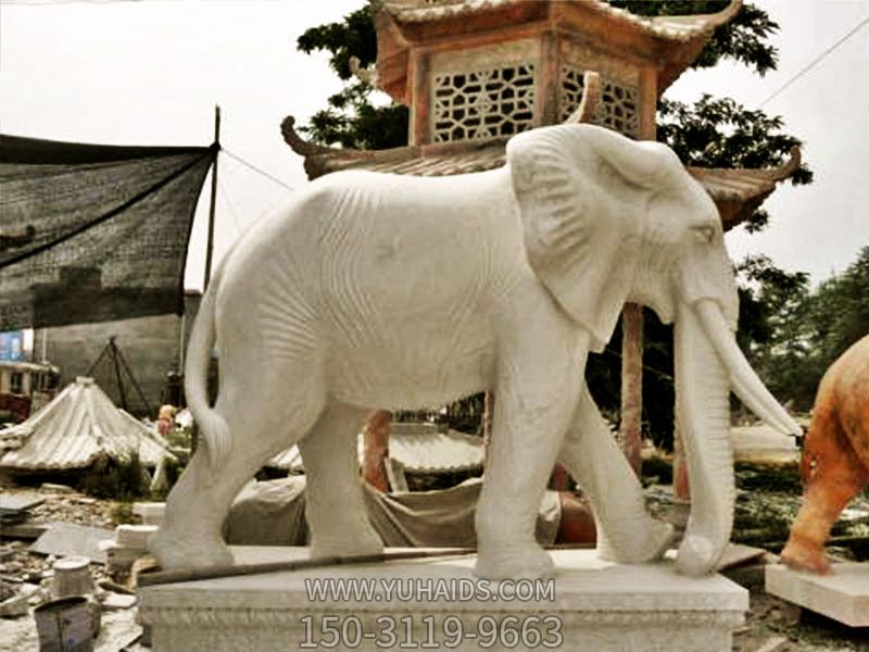 寺廟庭院石雕創(chuàng  )意大型戶(hù)外園林景觀(guān)裝飾品大象雕塑
