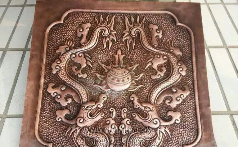 室內創(chuàng  )意不銹鋼仿銅龍雕塑