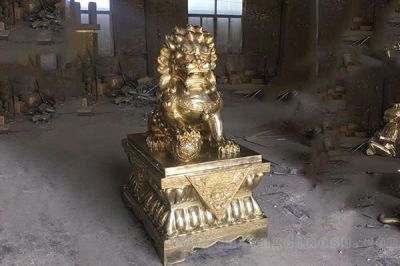 獅子雕塑-不銹鋼噴漆烤漆戶(hù)外庭院獅子雕塑