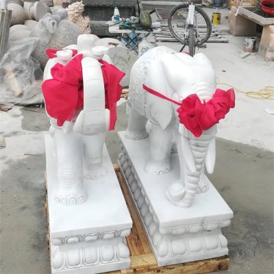 企業(yè)擺放招財納福漢白玉雕刻小象門(mén)墩雕塑
