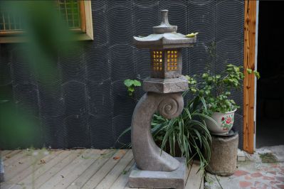 農村庭院水循環(huán)石磨魚(yú)缸花園戶(hù)外石槽流水景觀(guān)