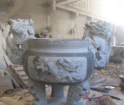 寺廟景觀(guān)龍頭石雕缸雕塑