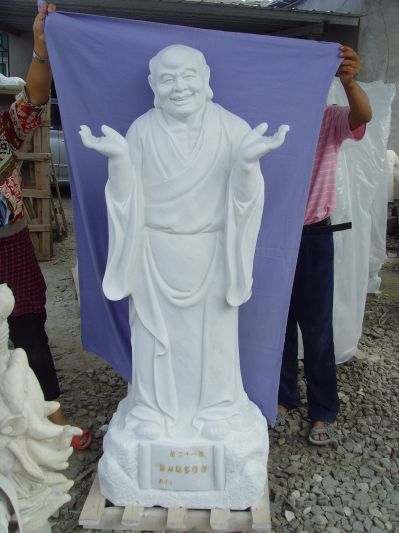 漢白玉石雕寺廟景觀(guān)大型張開(kāi)手臂的十八羅漢雕塑