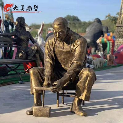 戶(hù)外街道玻璃鋼仿銅修鞋匠

