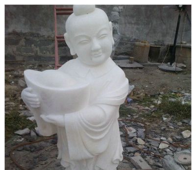 抱著(zhù)元寶的小孩公園景觀(guān)石雕兒童雕塑