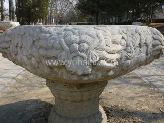 花盆底部的小孔有什么作用？